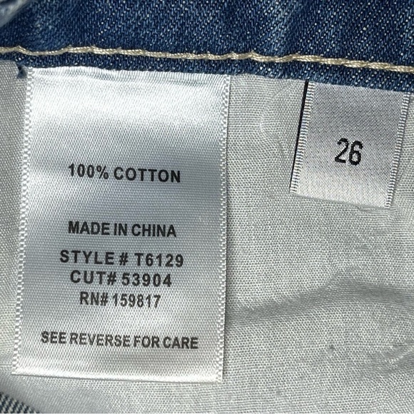 Altar’d State Blue Jeans Denim 26x32 Straight Leg Distressed T6129 NEW - Picture 13 of 16